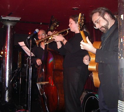 1391-Toshio Mana, upright bass; Nadje Noordhouse, trumpet; Justin Lees, guitar